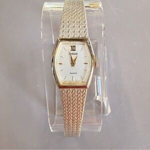 Phaser Sears Roebuck Ladies Watch Vintage Stainless Bracelet and‎ Dial working